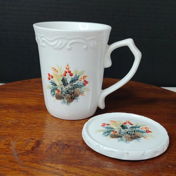1 Gibson Pinecones‎ & Holly Coffee Tea Mug Cup & 1 Coaster Triple Pinecone - Picture 1 of 7